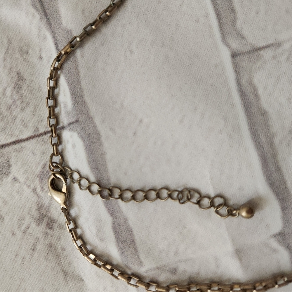 Layered Necklace - Picture 3 of 3